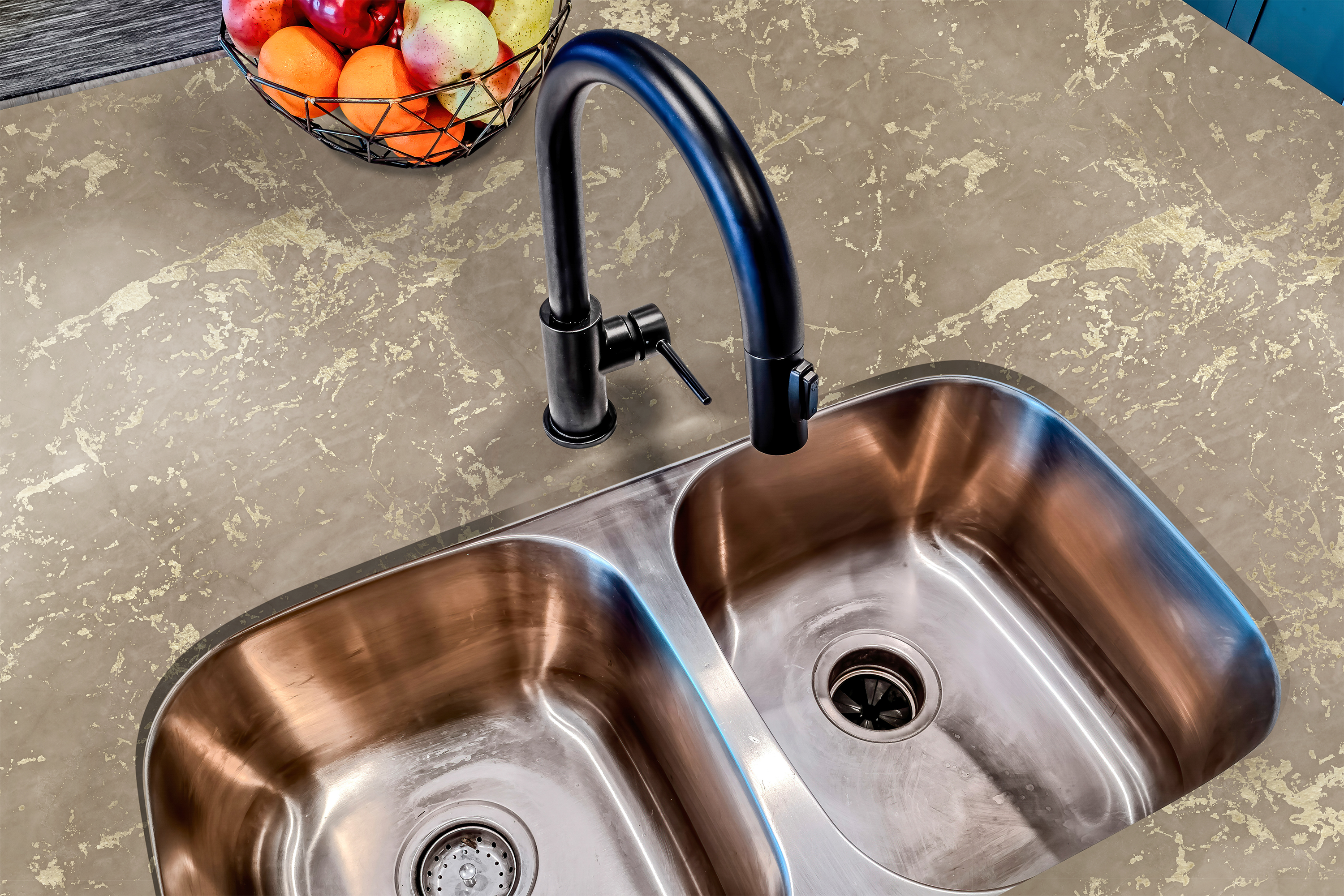 Countertop film 54: A luxurious kitchen countertop featuring a faux marble adhesive film with stunning gold veining, enhancing the space with an elegant and modern aesthetic.