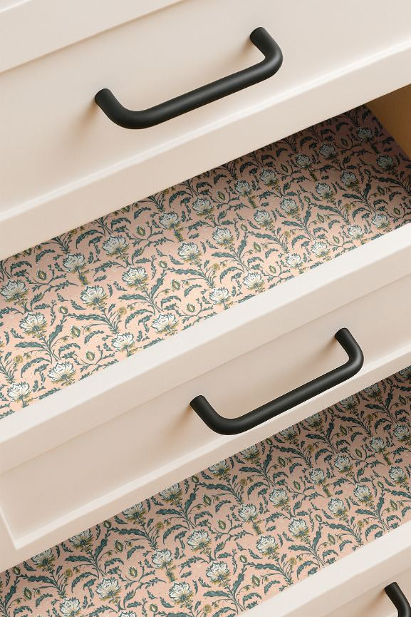 English Blush Vine – Romantic Floral Pattern Contact Paper / Drawer Liner | 1988